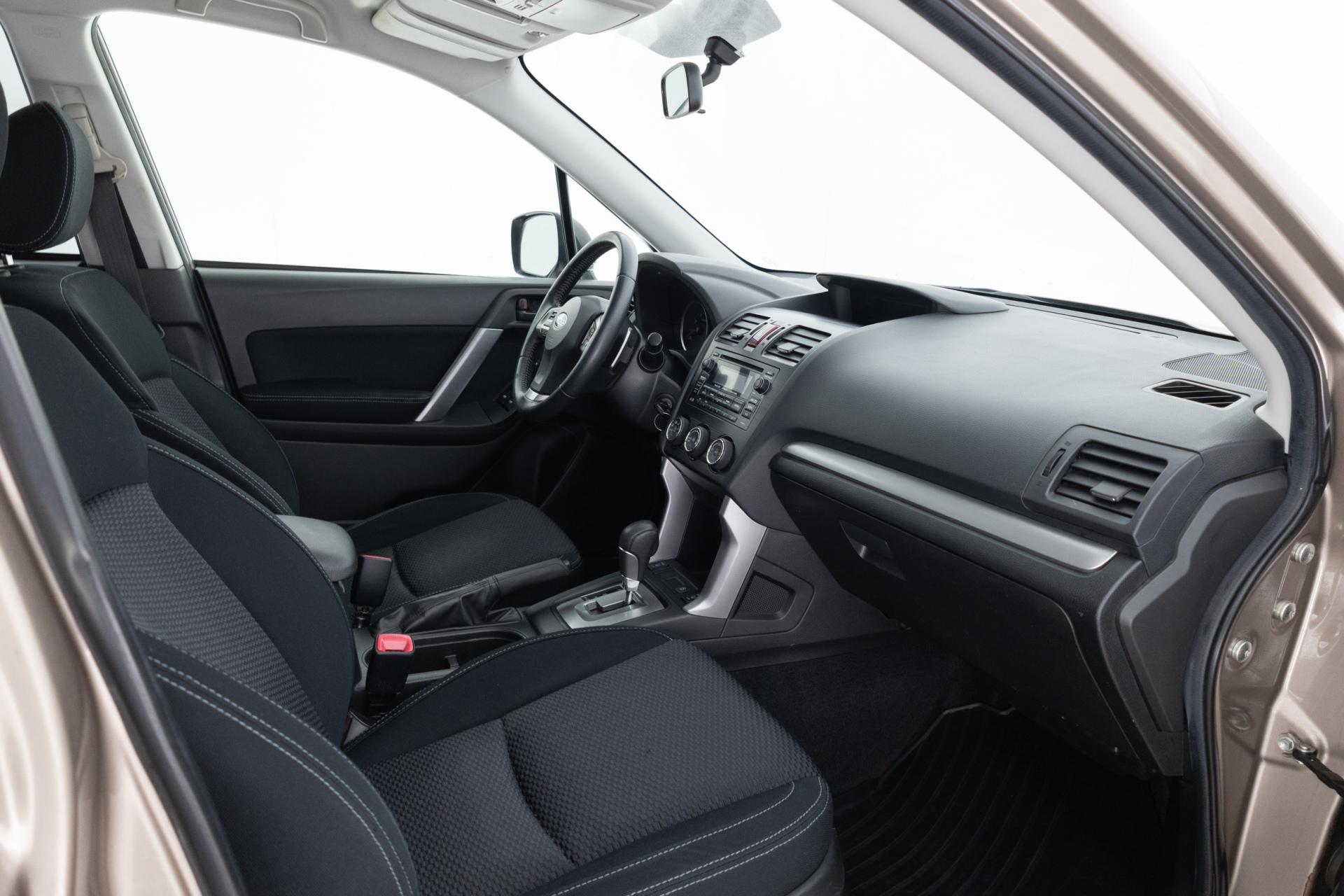 Myydään Subaru Forester 2014 15