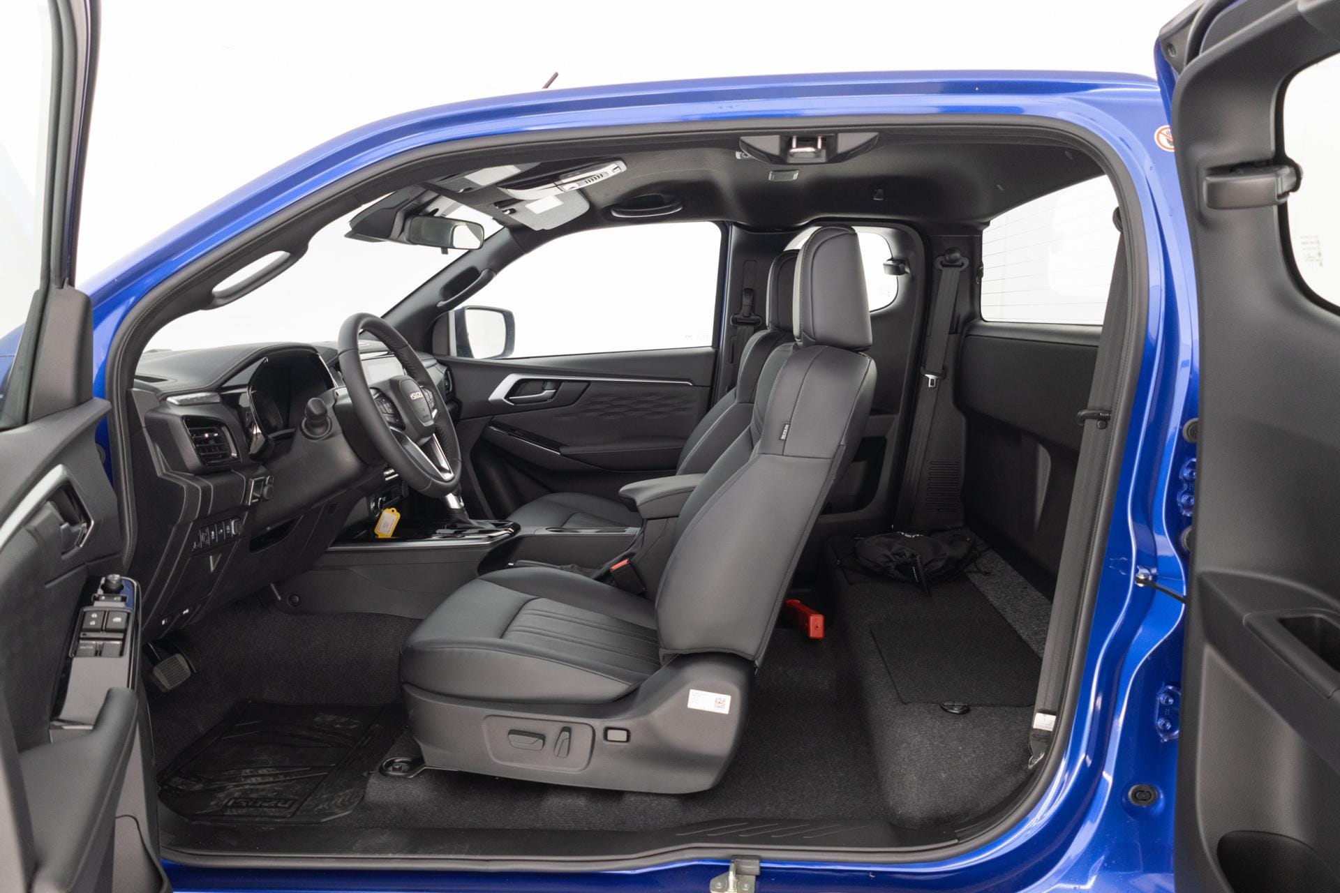 Myydään Isuzu D-Max 2026 11