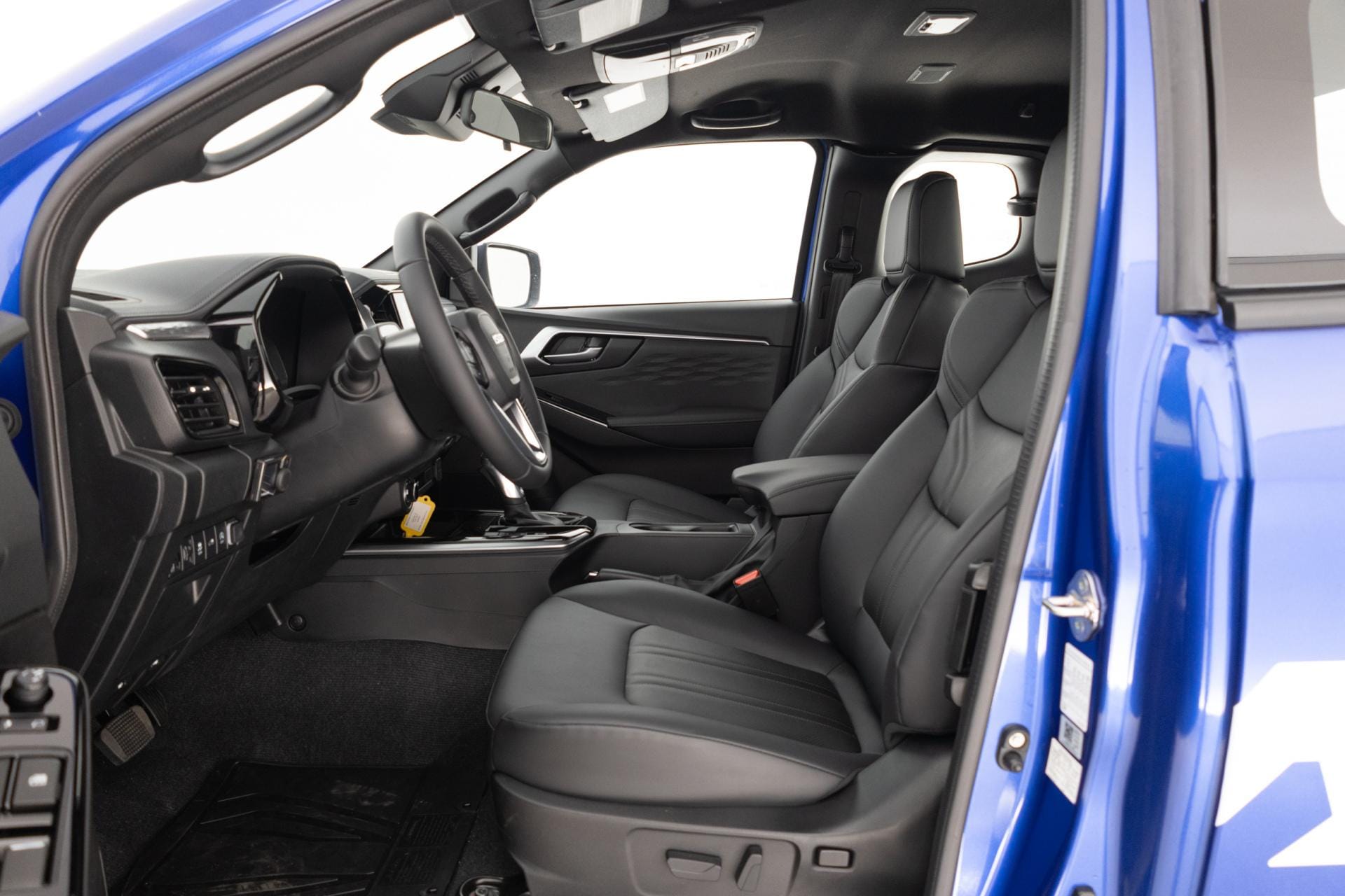 Myydään Isuzu D-Max 2026 12