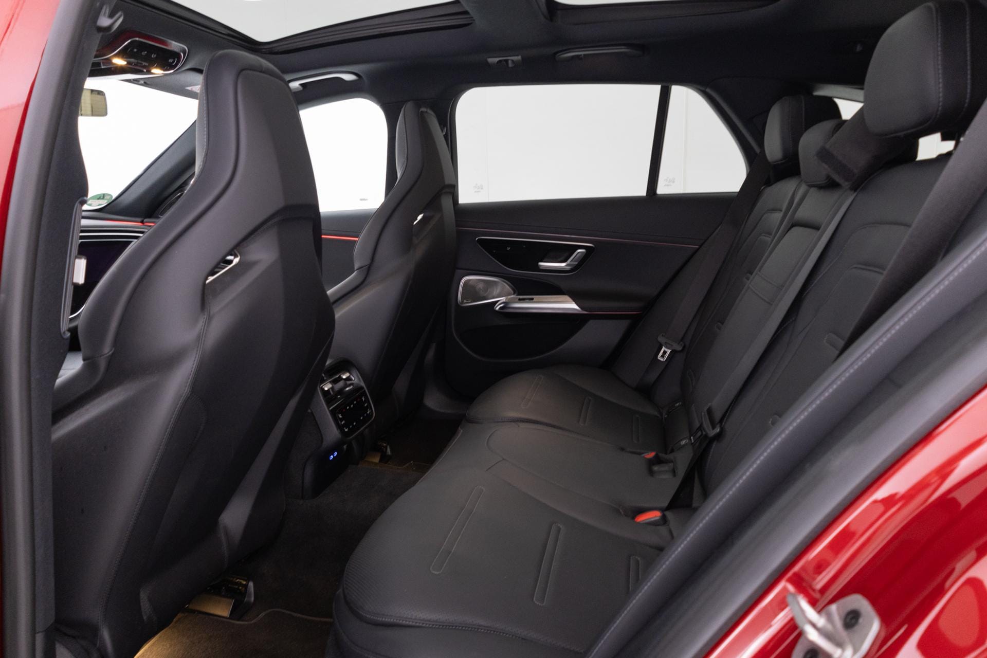 Myydään Mercedes-Benz E 53 AMG 2024 14