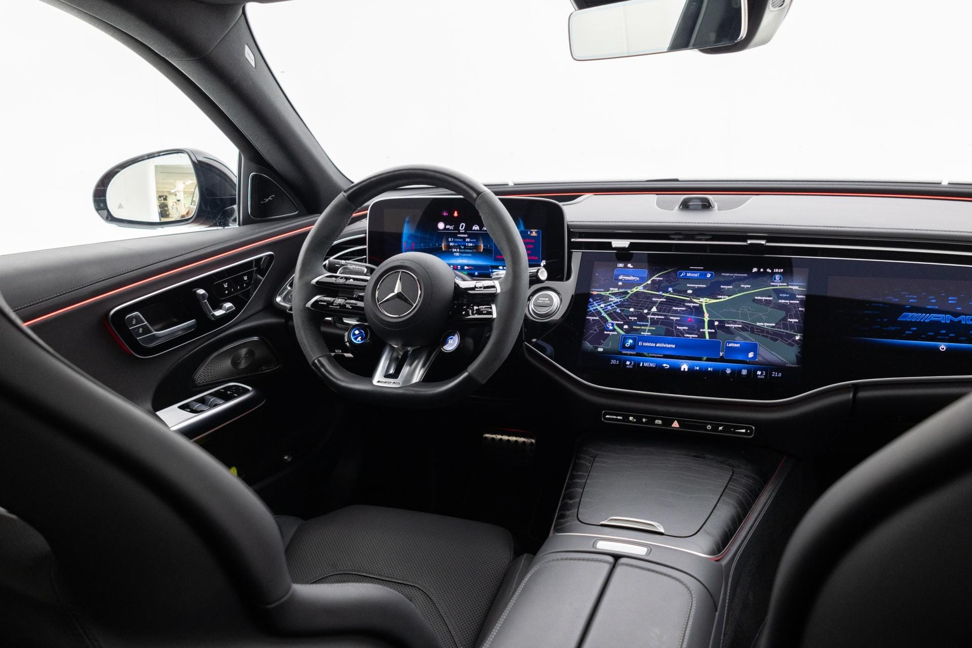 Myydään Mercedes-Benz E 53 AMG 2024 18