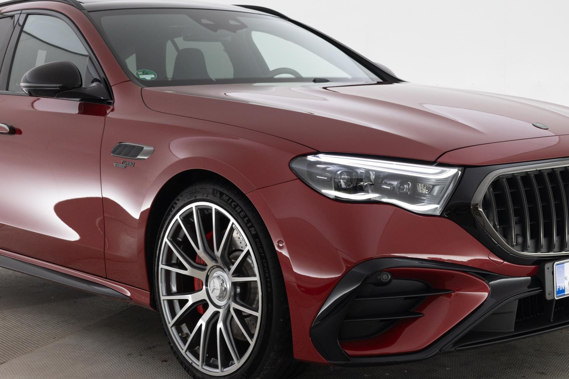 Myydään Mercedes-Benz E 53 AMG 2024 10