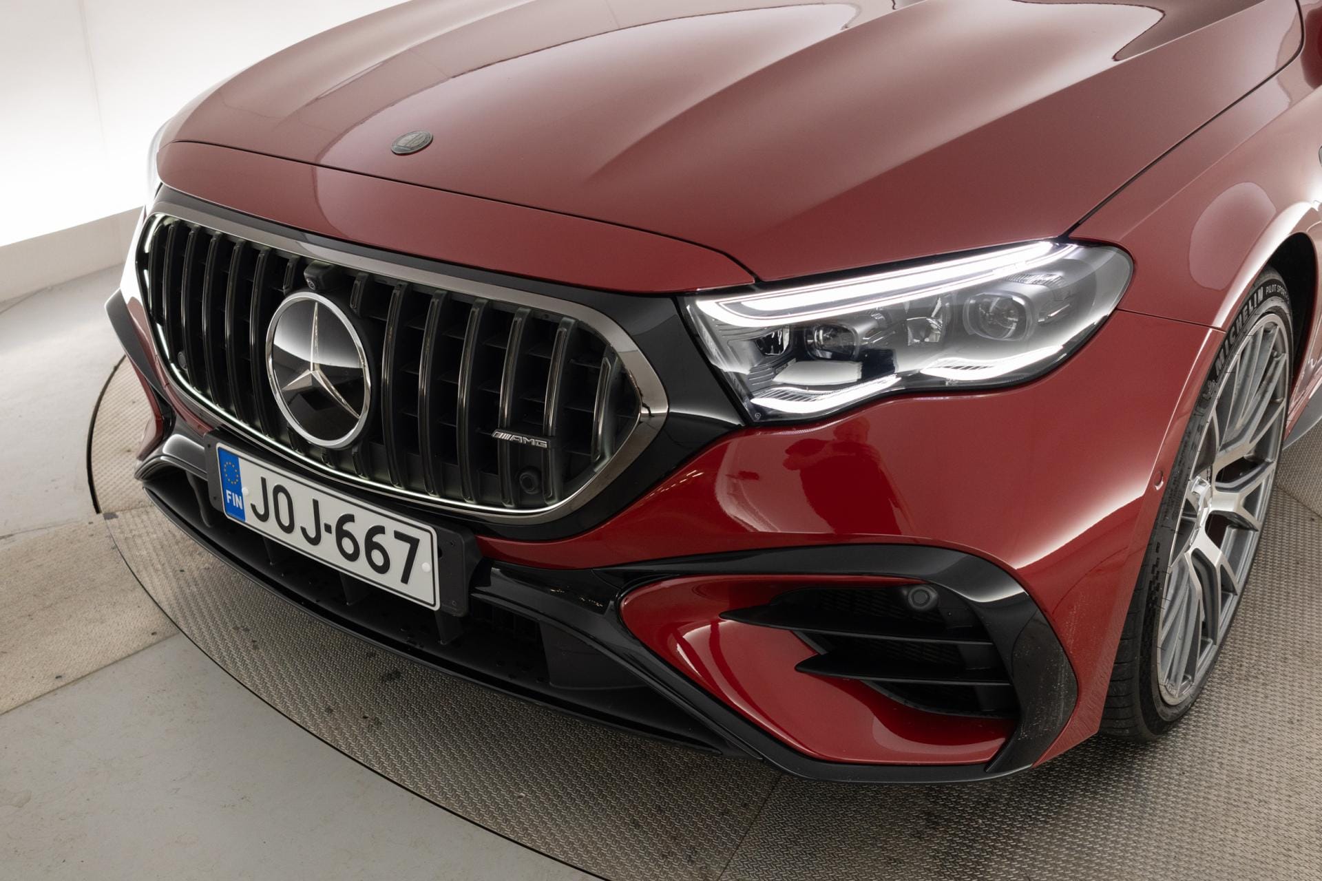 Myydään Mercedes-Benz E 53 AMG 2024 28