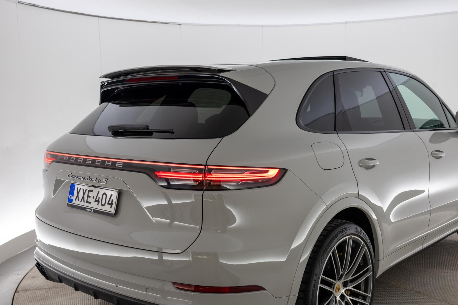 Myydään Porsche Cayenne 2020 10