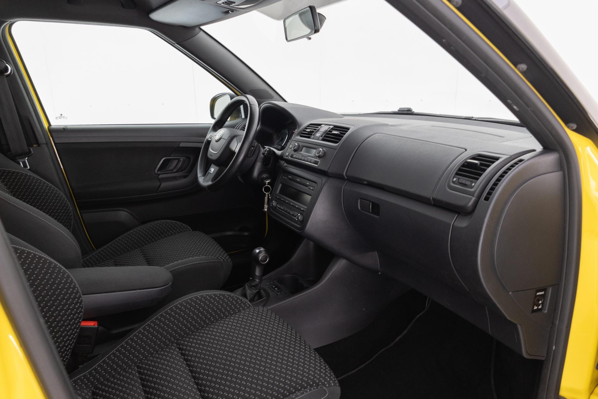 Myydään Skoda Fabia 2011 13