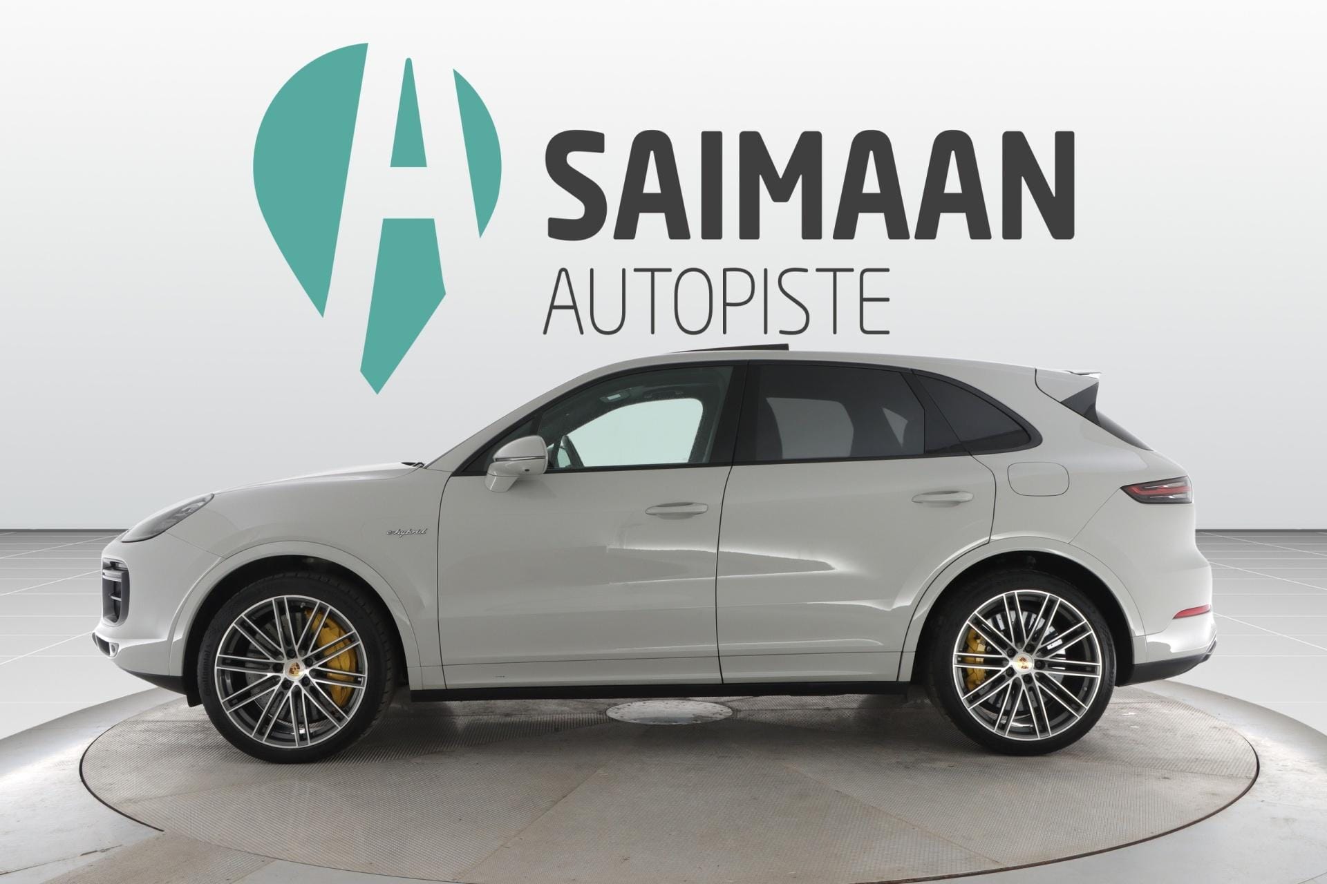 Myydään Porsche Cayenne 2020 2