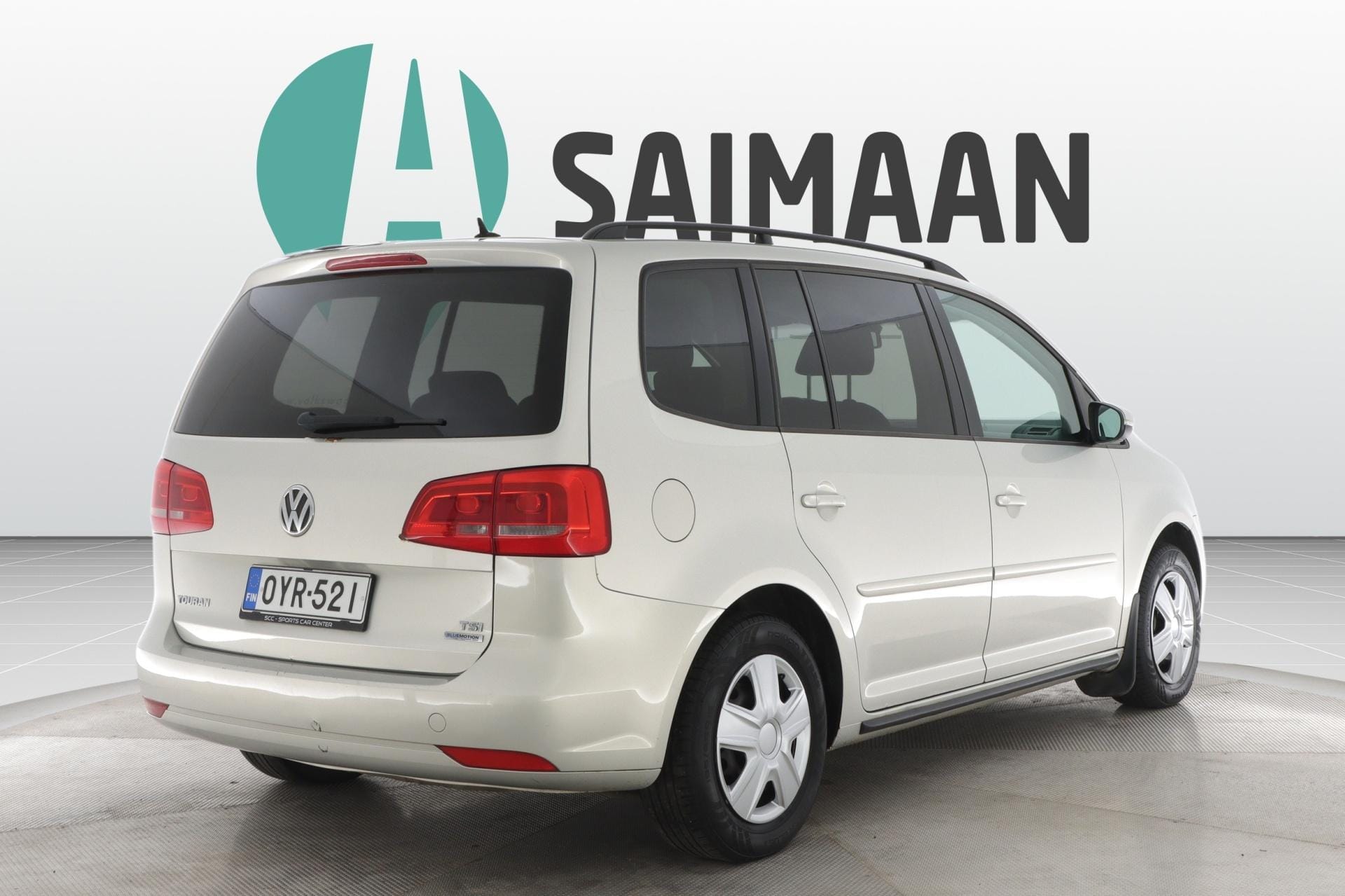Myydään Volkswagen Touran 2011 5