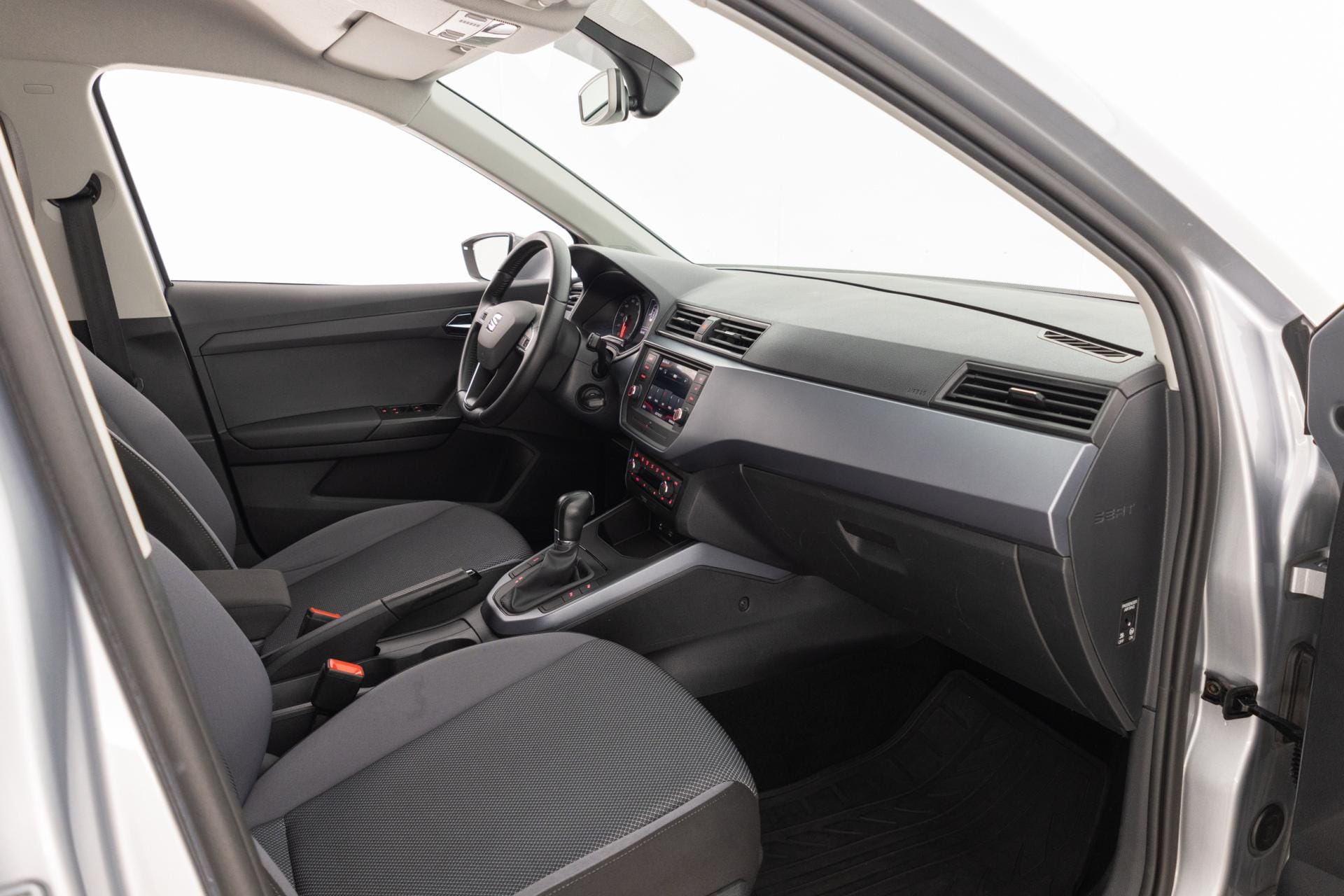 Myydään Seat Arona 2020 12
