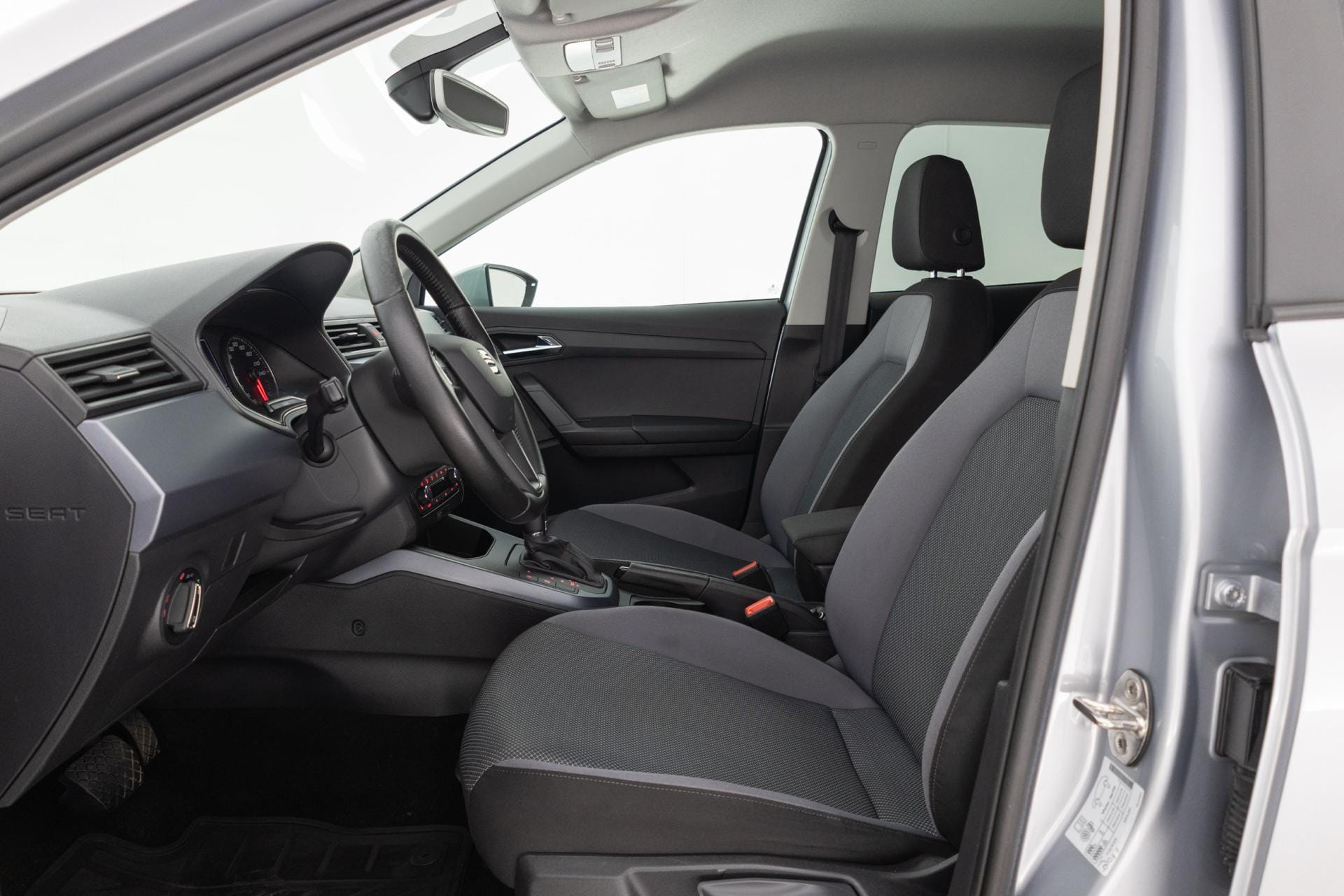 Myydään Seat Arona 2020 10