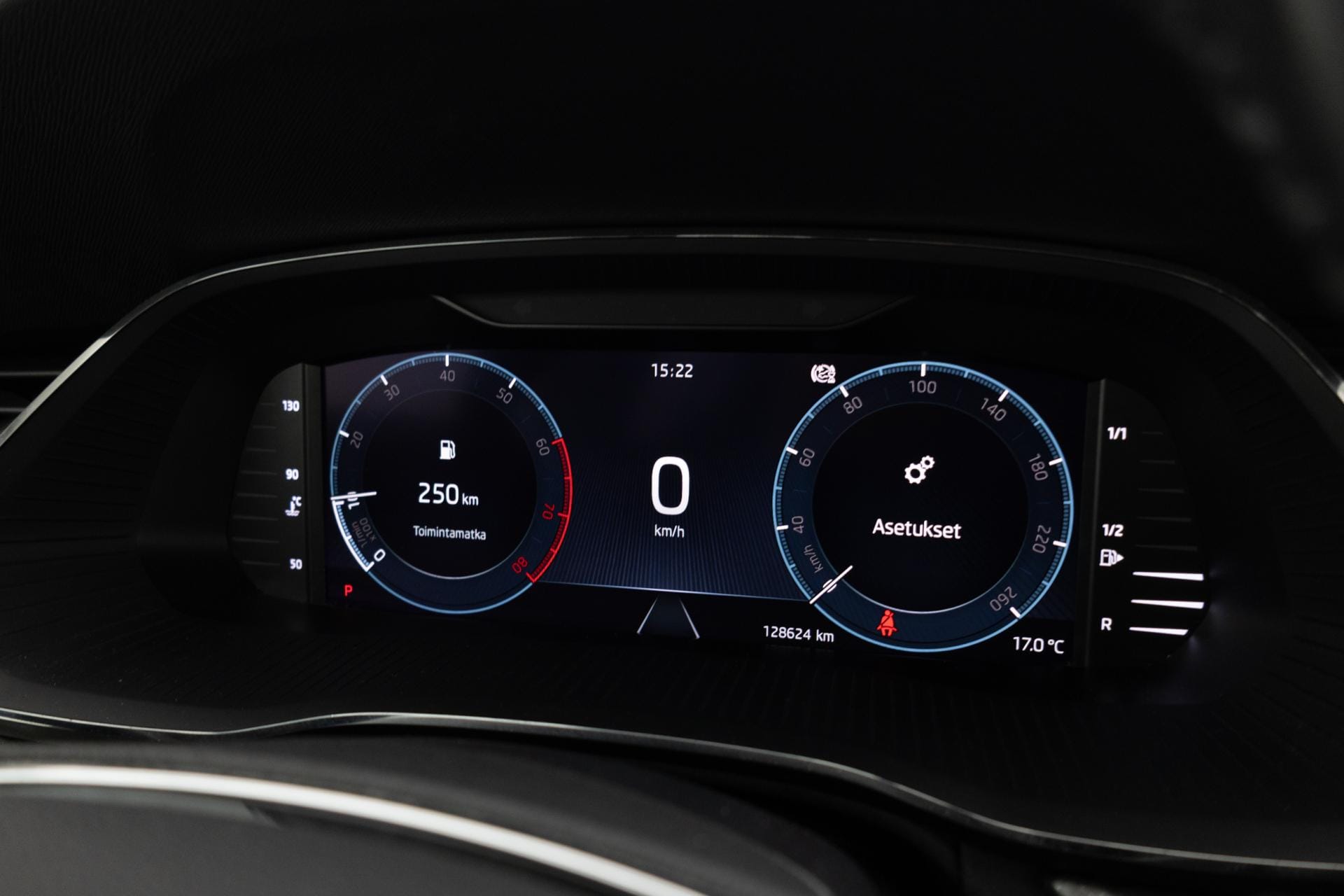 Myydään Skoda Octavia 2021 15