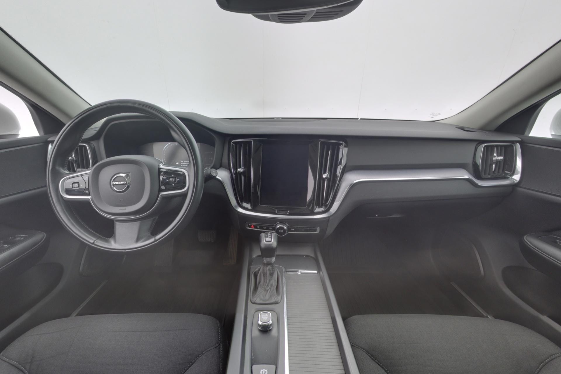 Myydään Volvo V60 2019 10