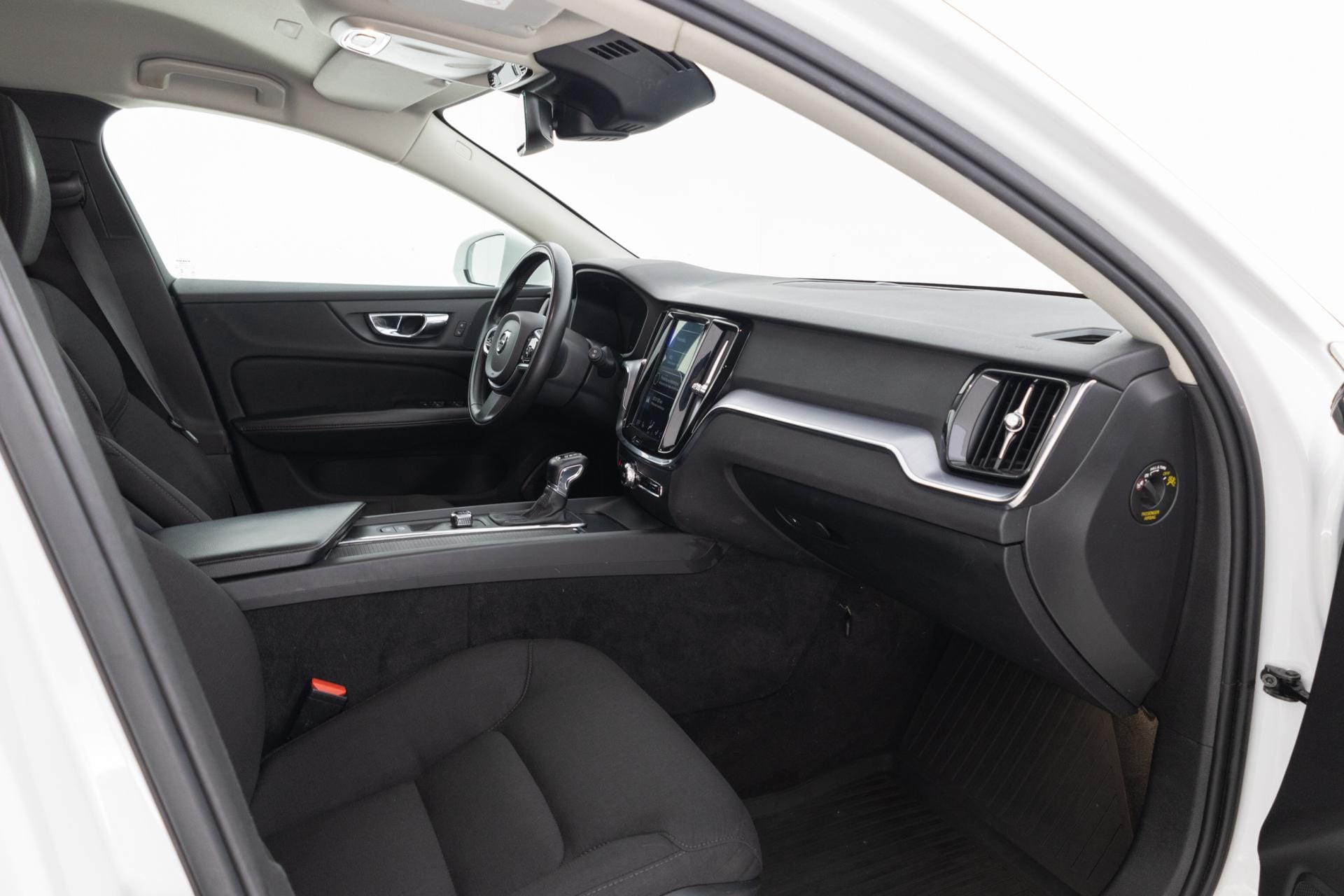 Myydään Volvo V60 2019 12