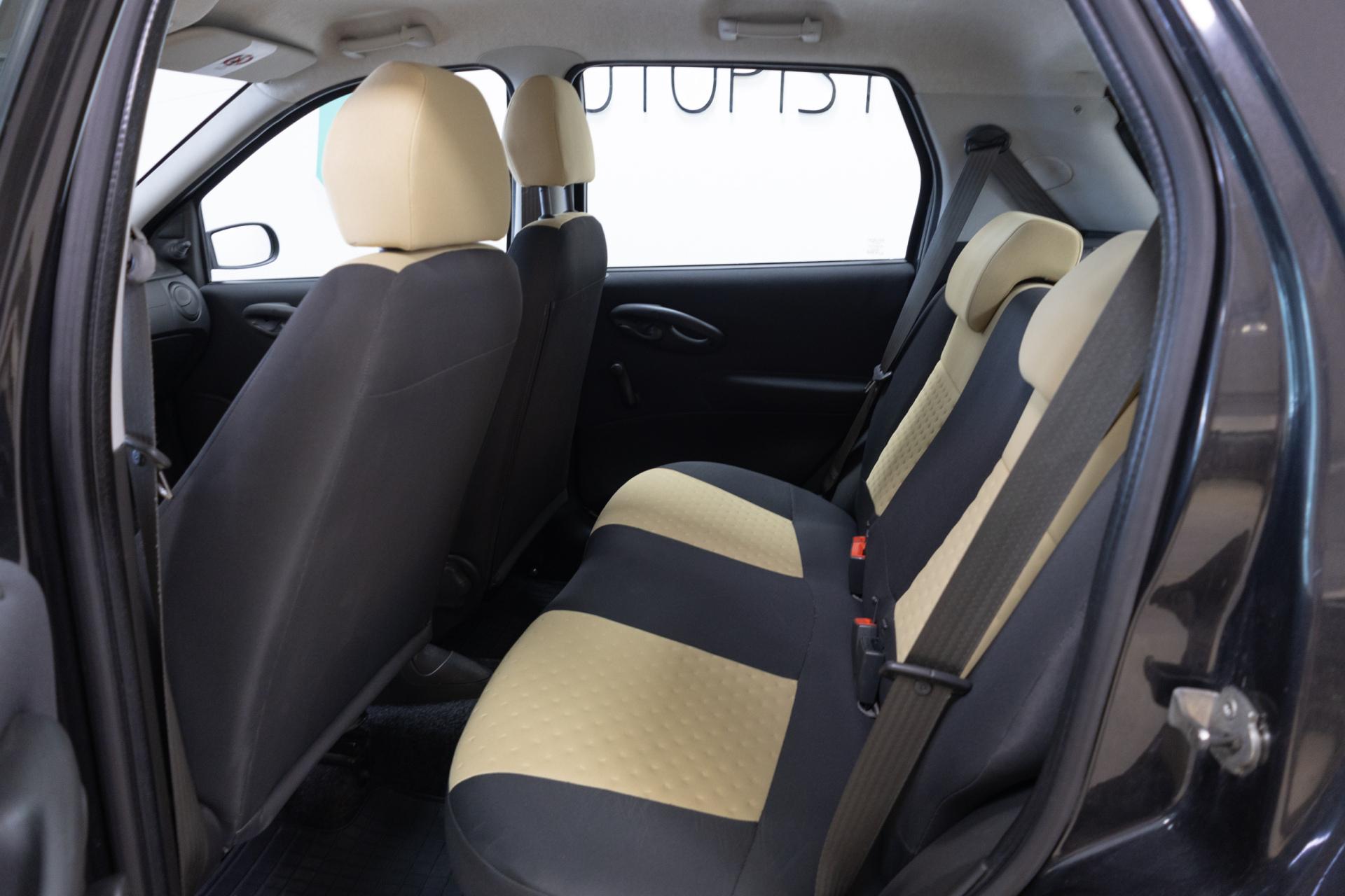 Myydään Fiat Punto 2006 9