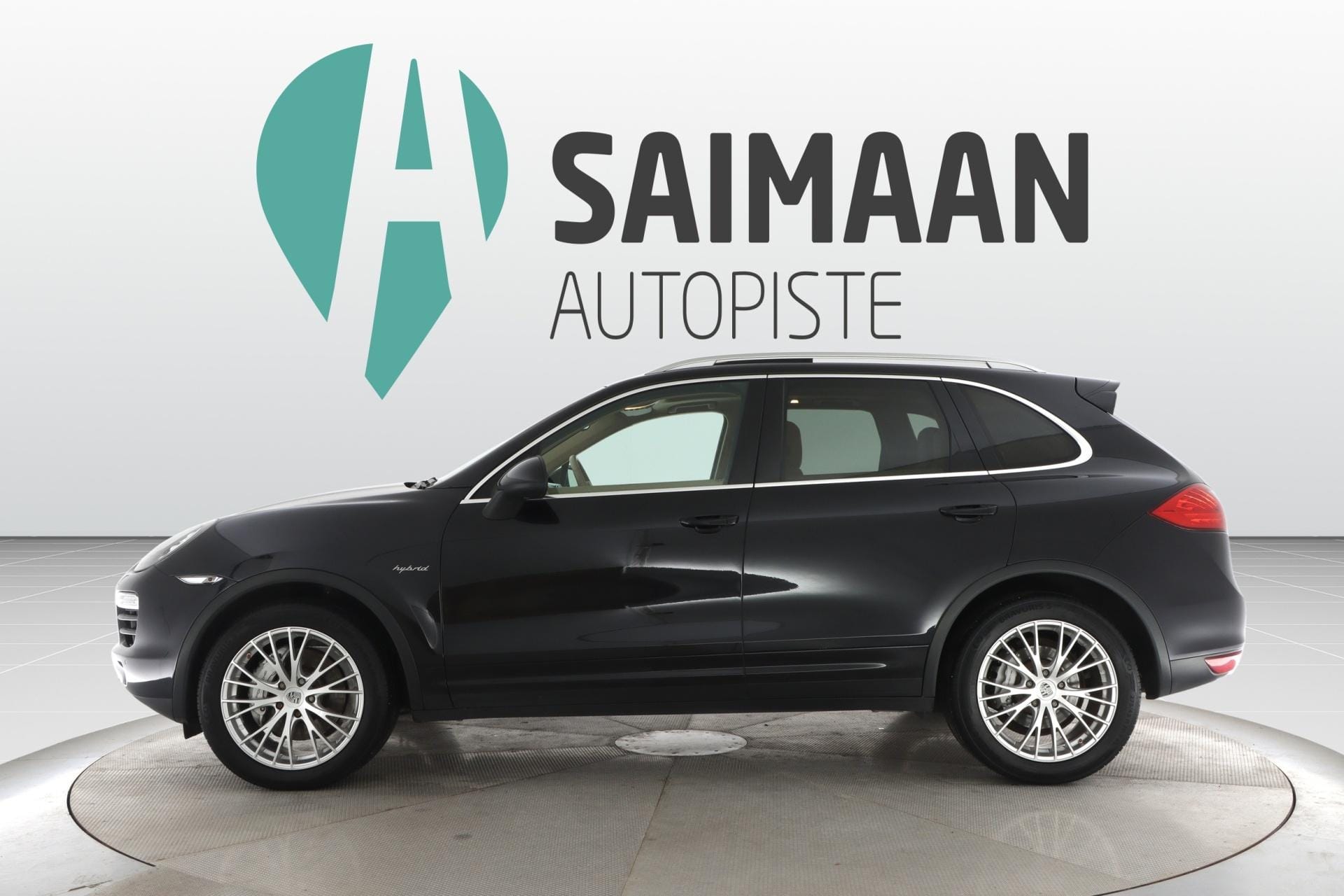 Myydään Porsche Cayenne 2010 2