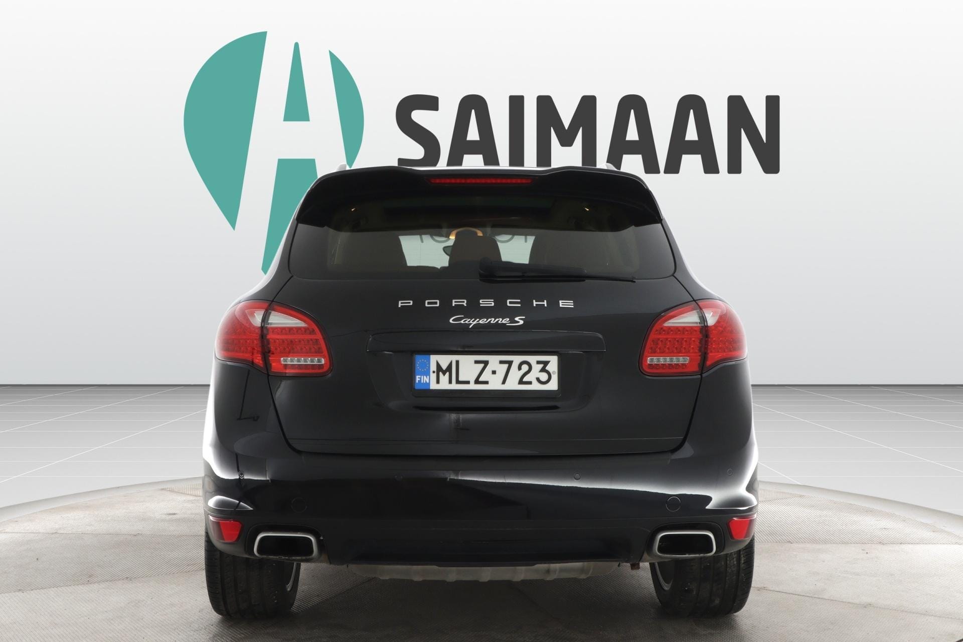 Myydään Porsche Cayenne 2010 4