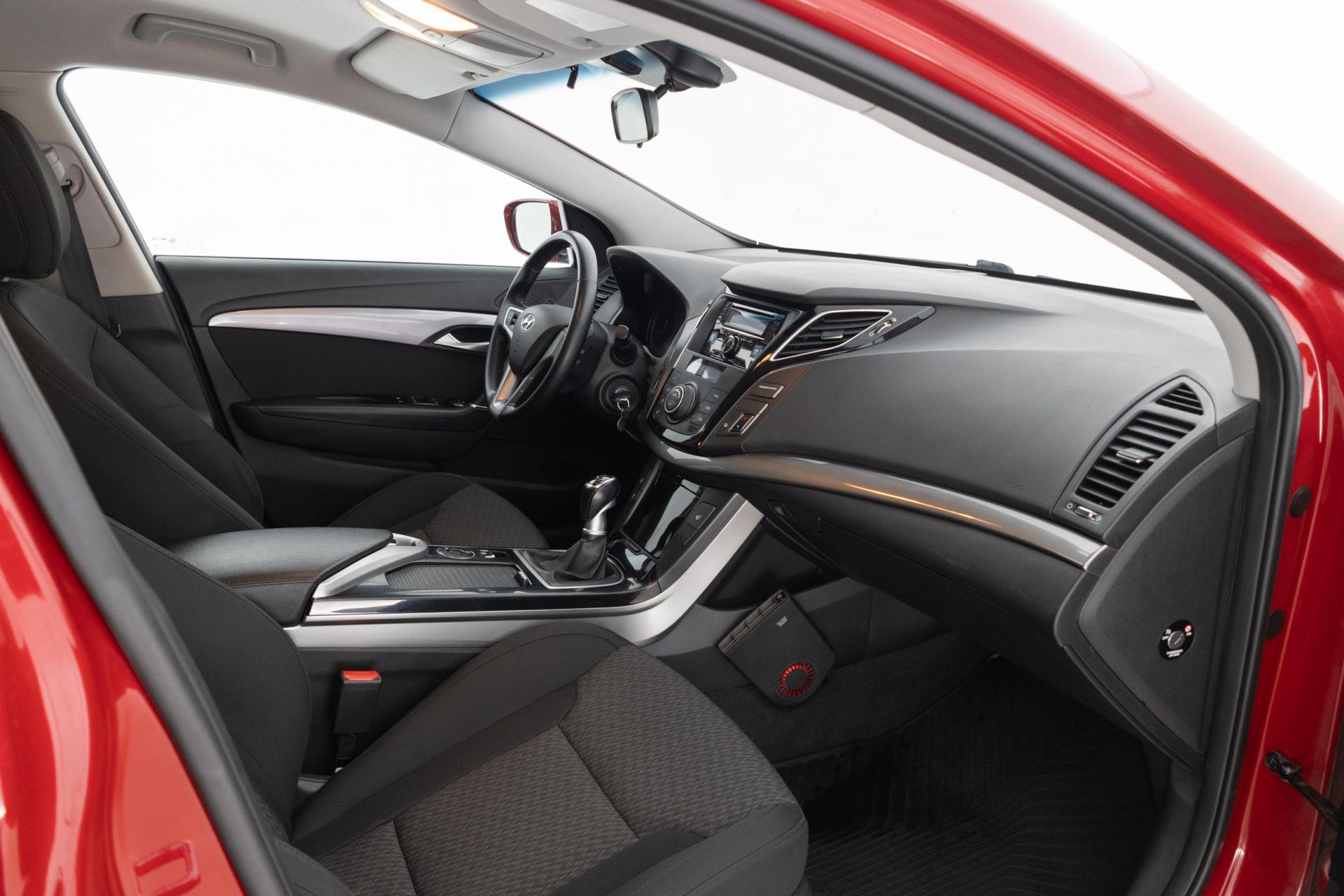 Myydään Hyundai i40 2013 12