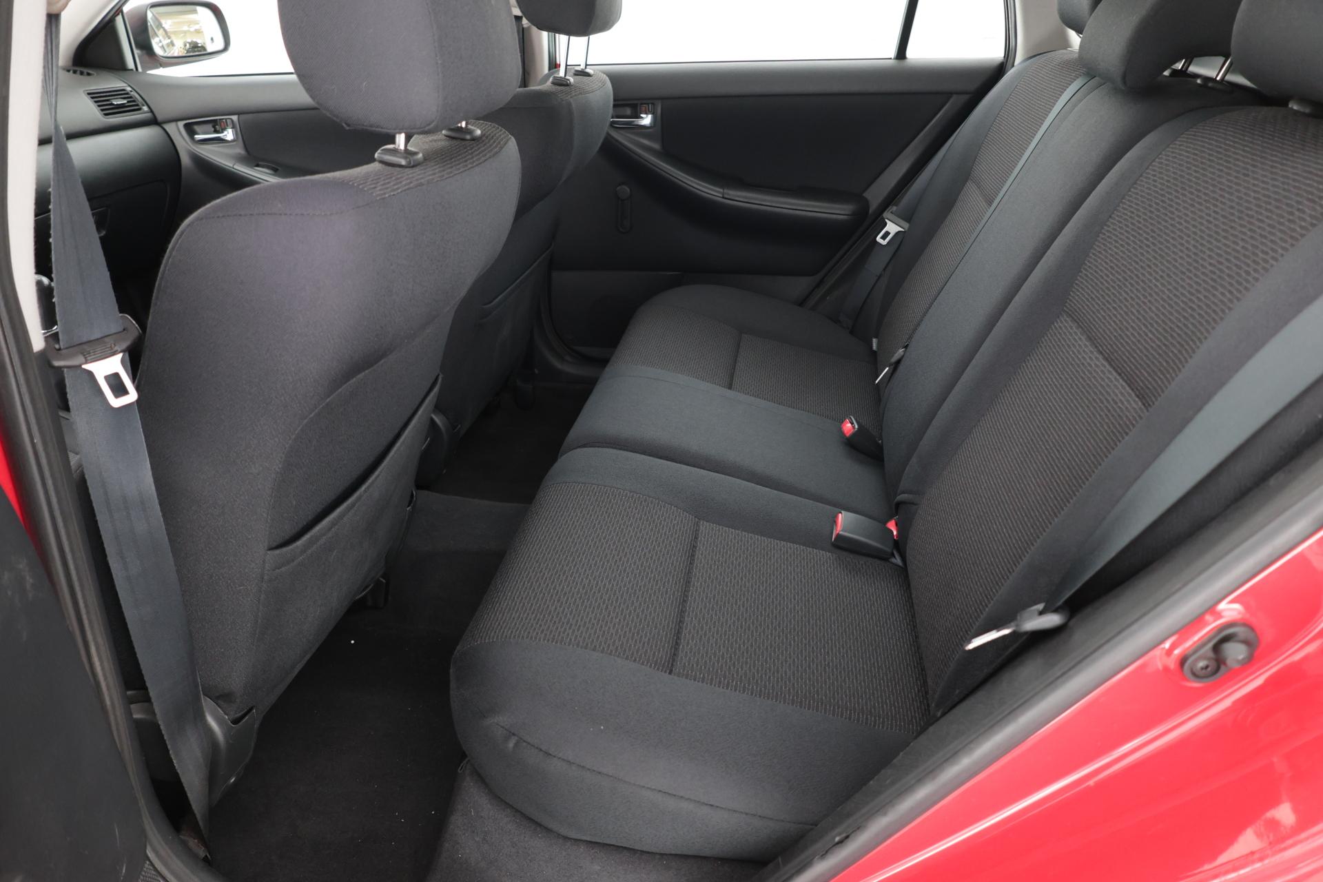 Myydään Toyota Corolla 2007 11