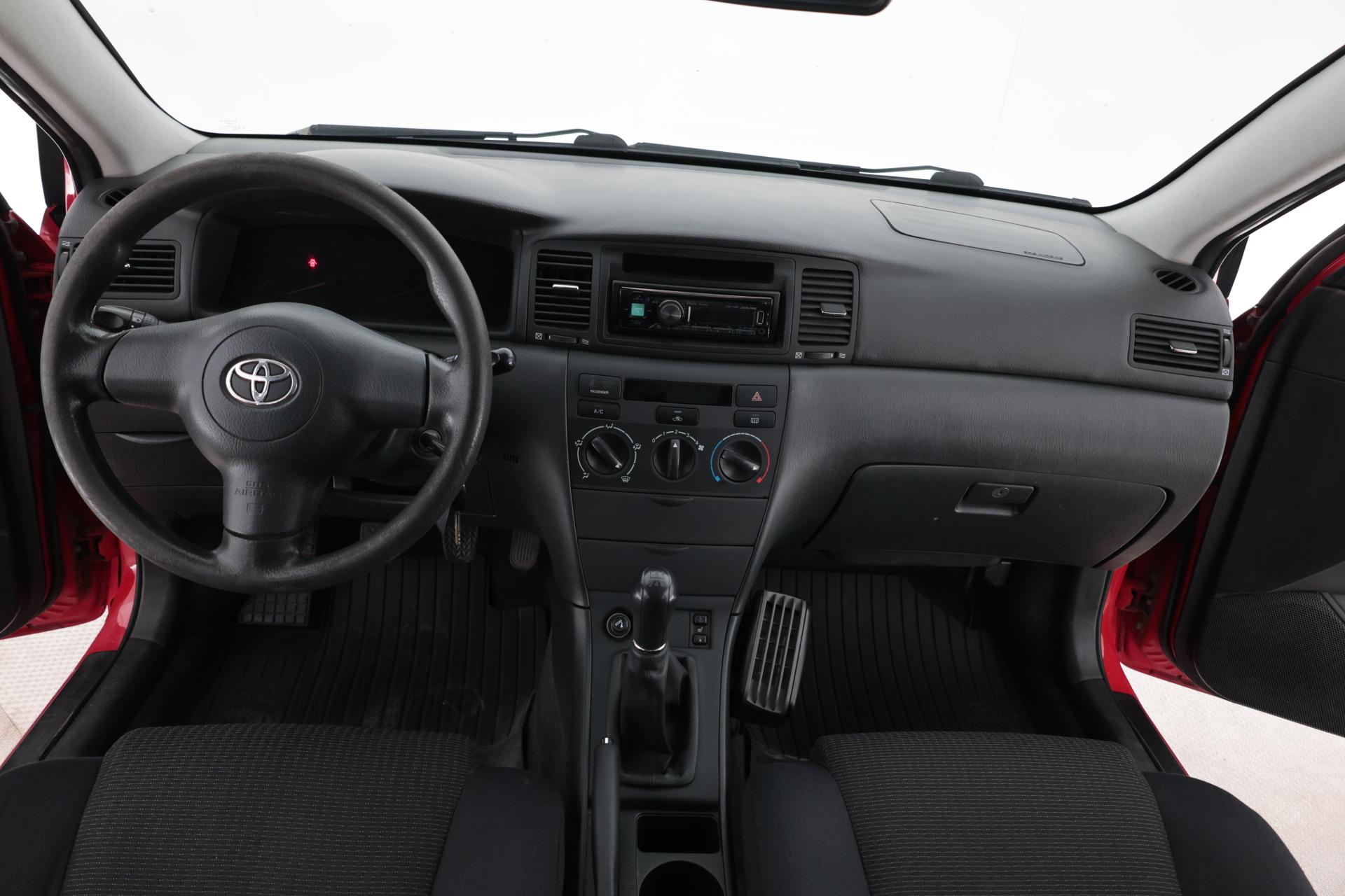 Myydään Toyota Corolla 2007 13